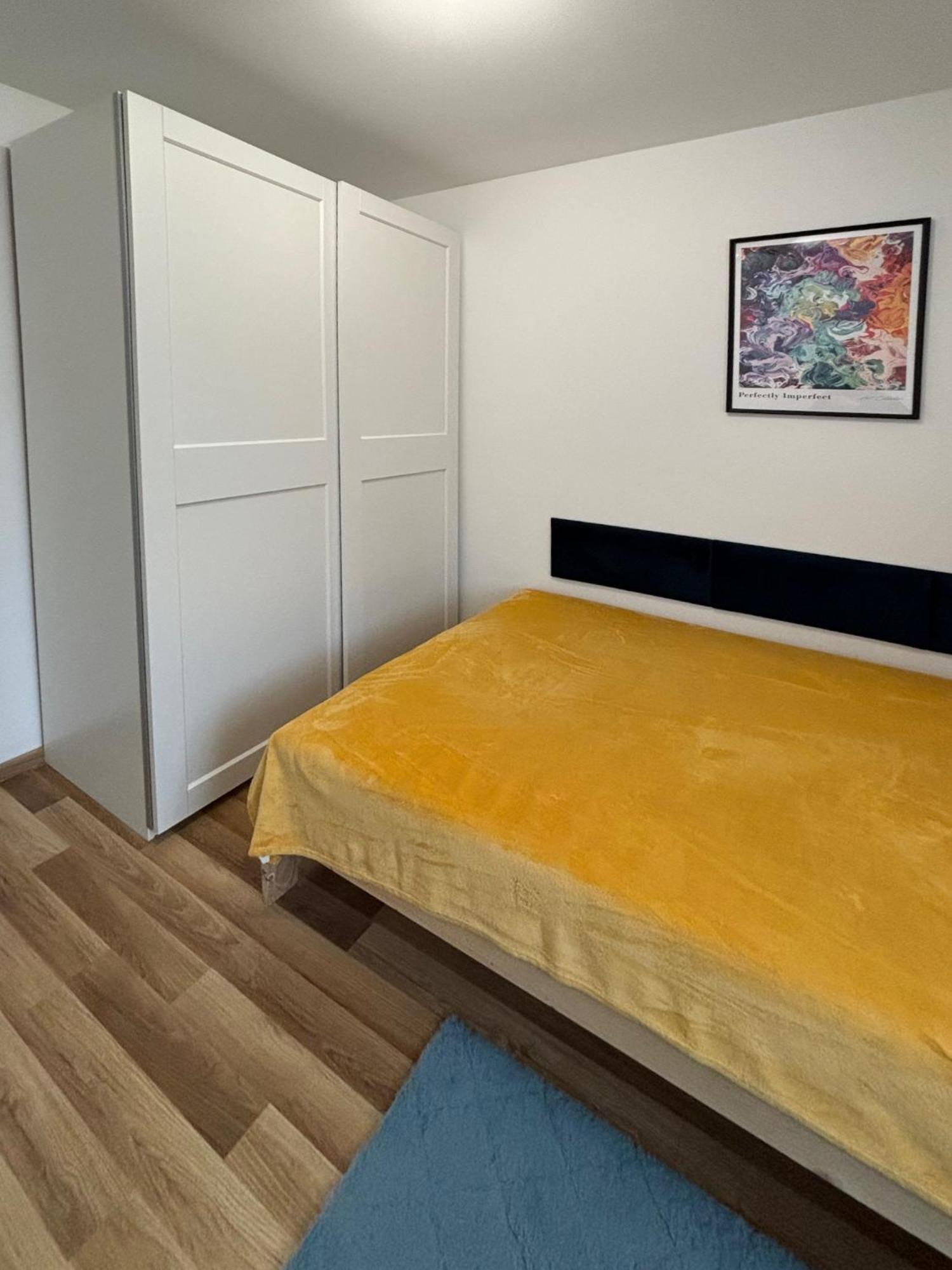 Smooth Life Apartment Varşovia Exterior foto